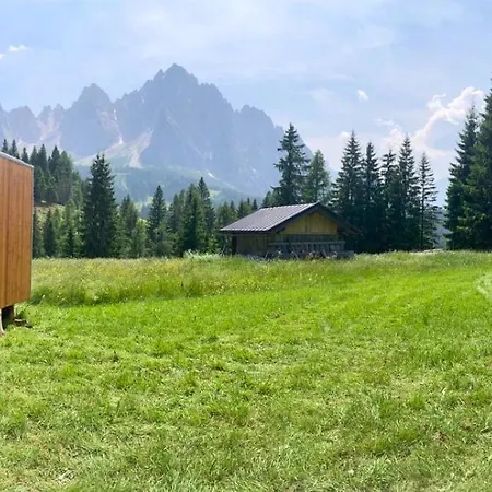 Un Rifugio Per Rallentare A *